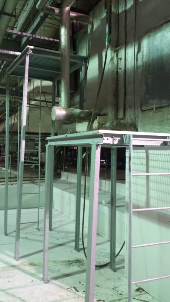 Americana — internal steelwork — 3