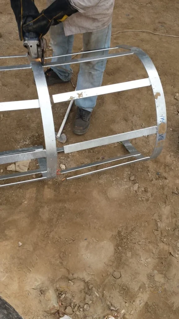 Al Qaisumi — access ladders — 3