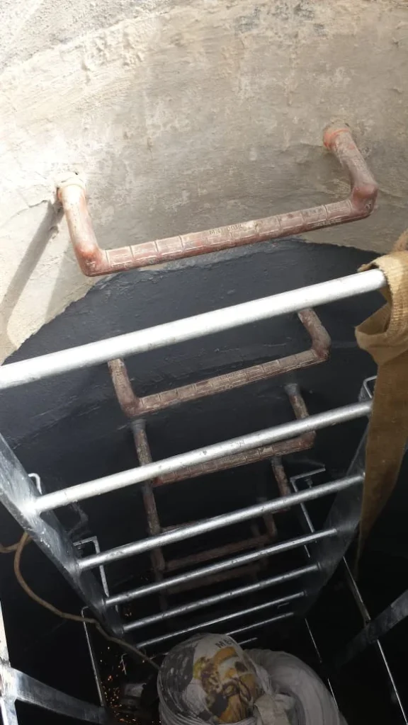 Al Qaisumi — access ladders — 4